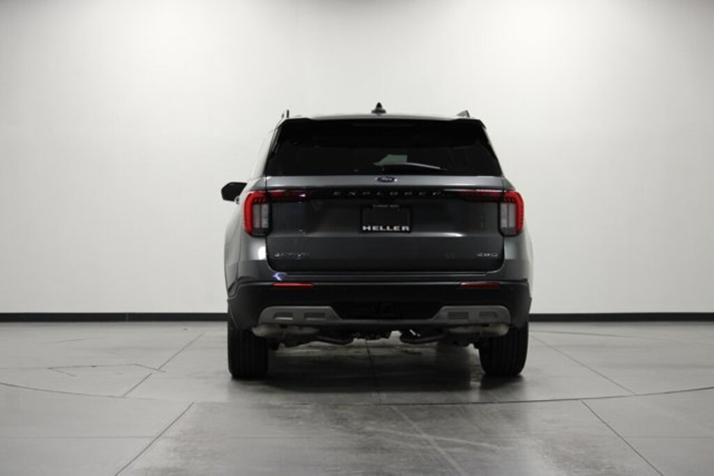Used 2025 Ford Explorer Active SUV