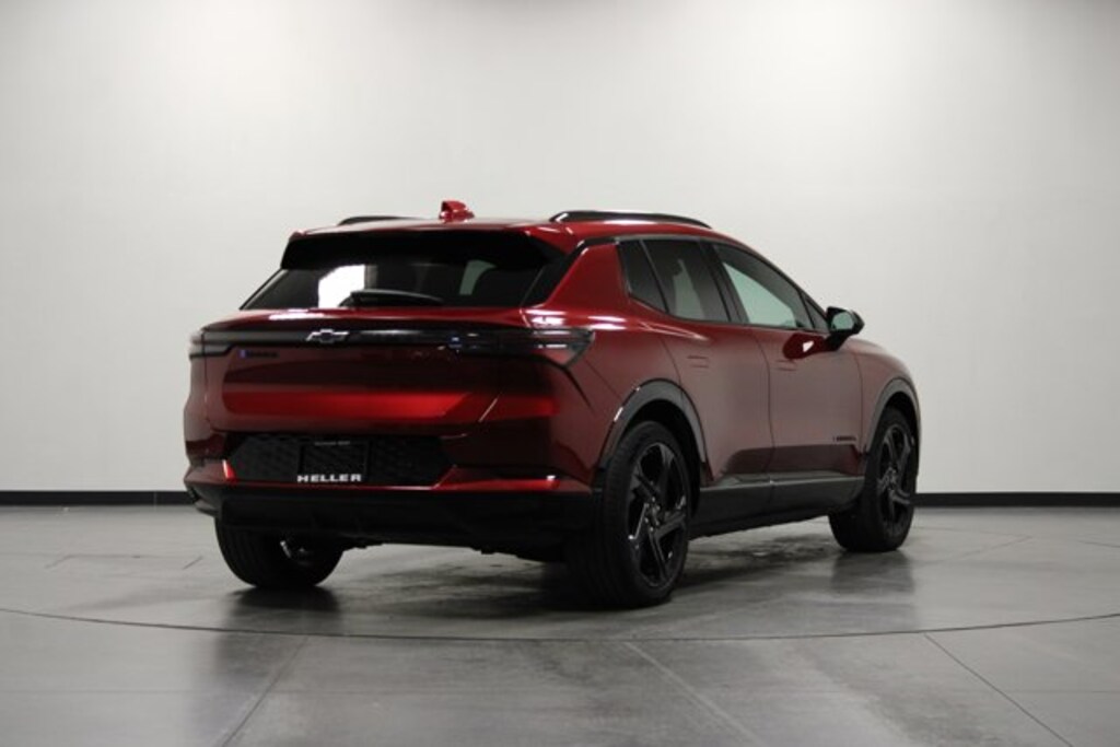 Used 2025 Chevrolet Equinox EV RS SUV