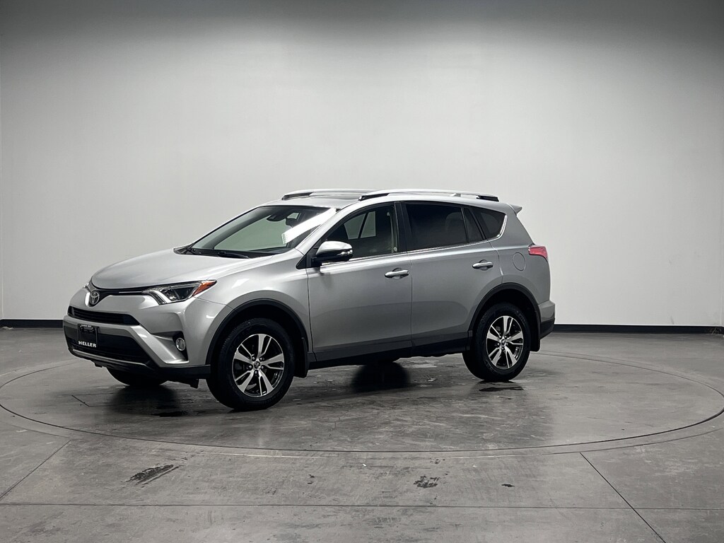 Used 2018 Toyota RAV4 XLE SUV
