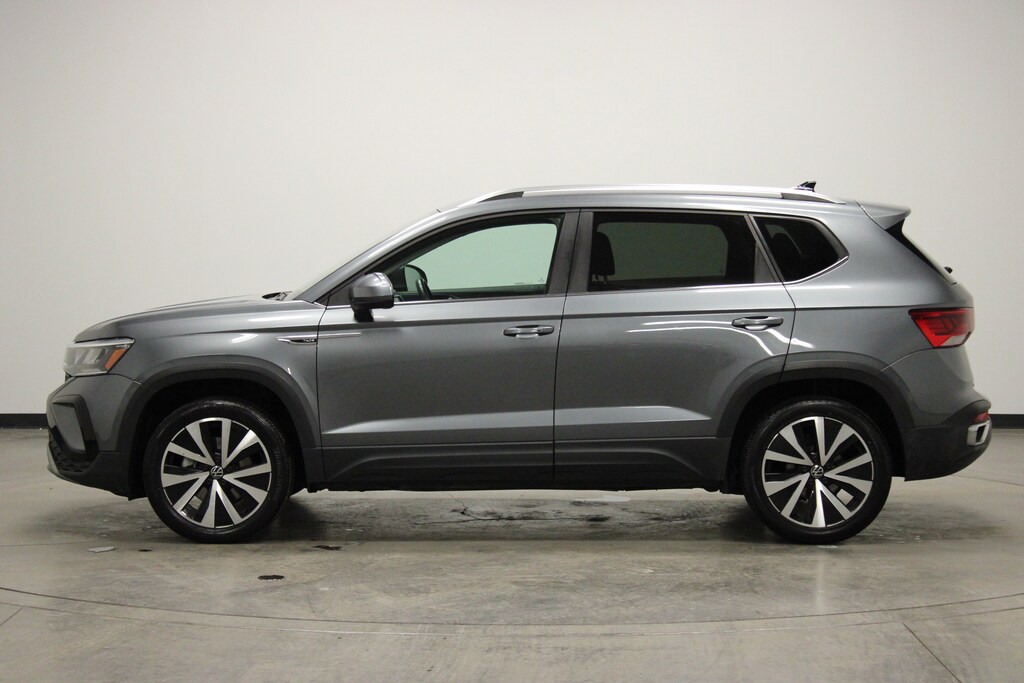 Used 2024 Volkswagen Taos 1.5T SE SUV