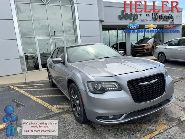 Used 2016 Chrysler 300 S with VIN 2C3CCAGG6GH124331 for sale in Pontiac, IL