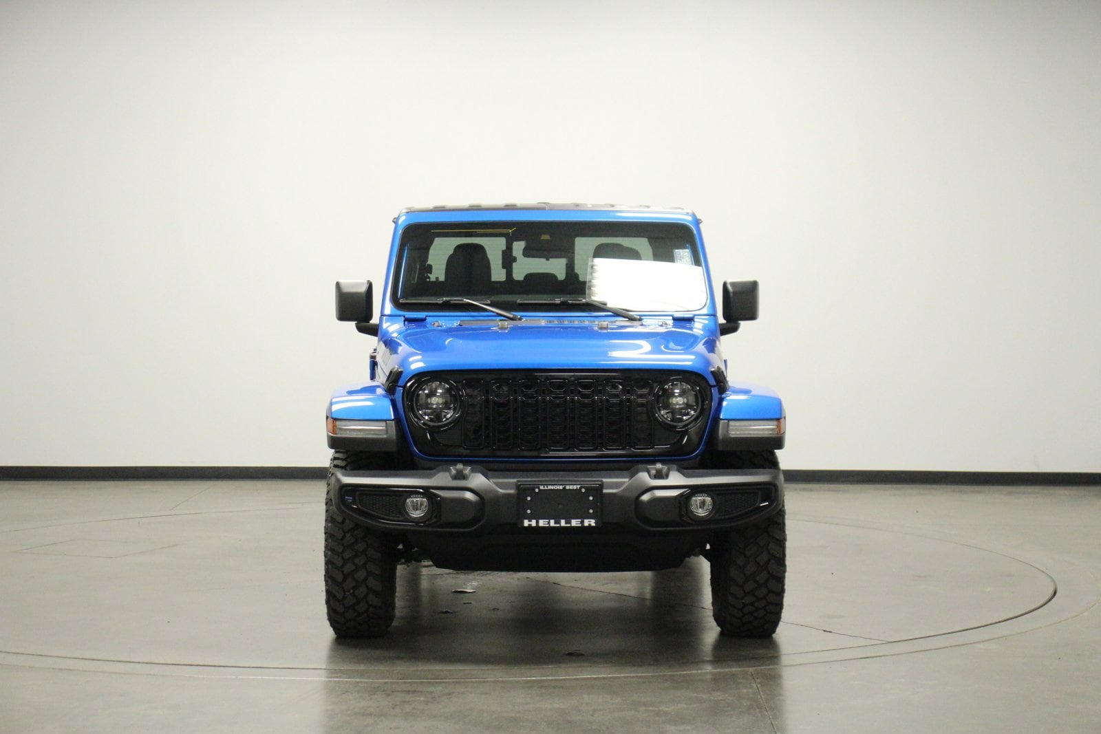 Used 2024 Jeep Gladiator Willys with VIN 1C6HJTAG6RL112656 for sale in Pontiac, IL