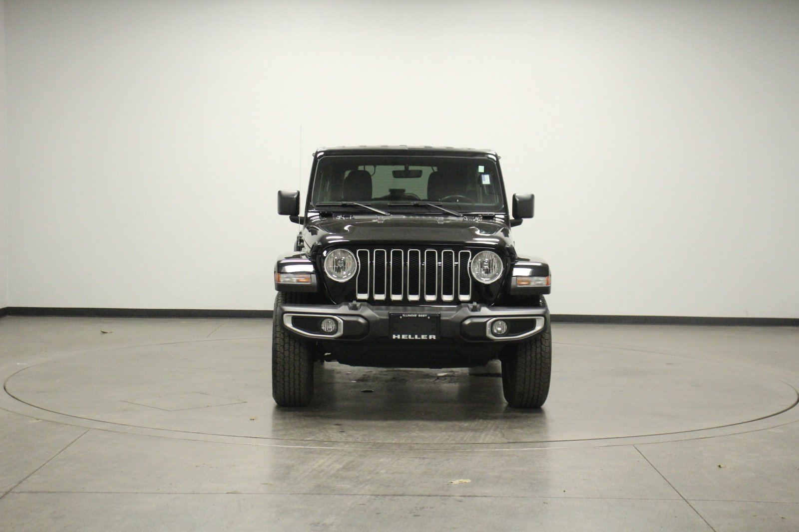 Used 2022 Jeep Wrangler Unlimited Sahara with VIN 1C4HJXEM5NW243909 for sale in Pontiac, IL