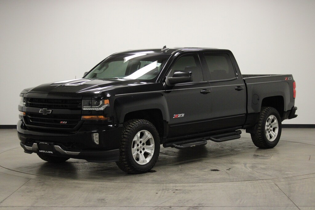 Used 2018 Chevrolet Silverado 1500 LT Crew Cab Short Bed Truck
