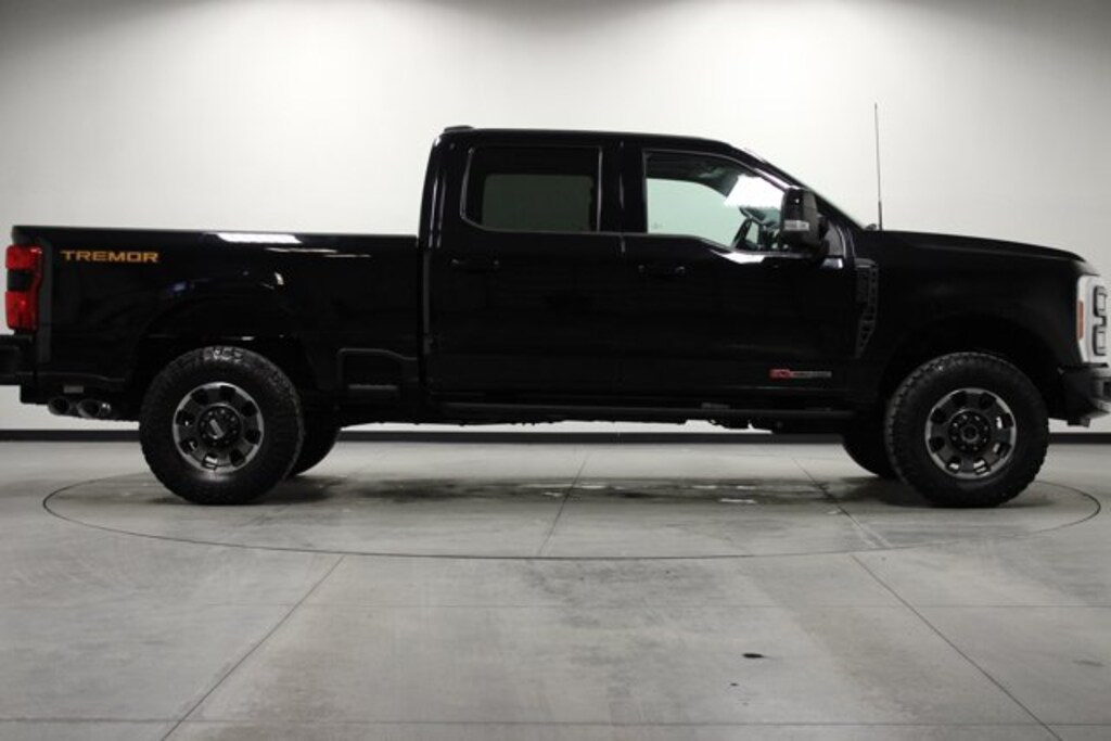 Used 2023 Ford F-250 Lariat Crew Cab