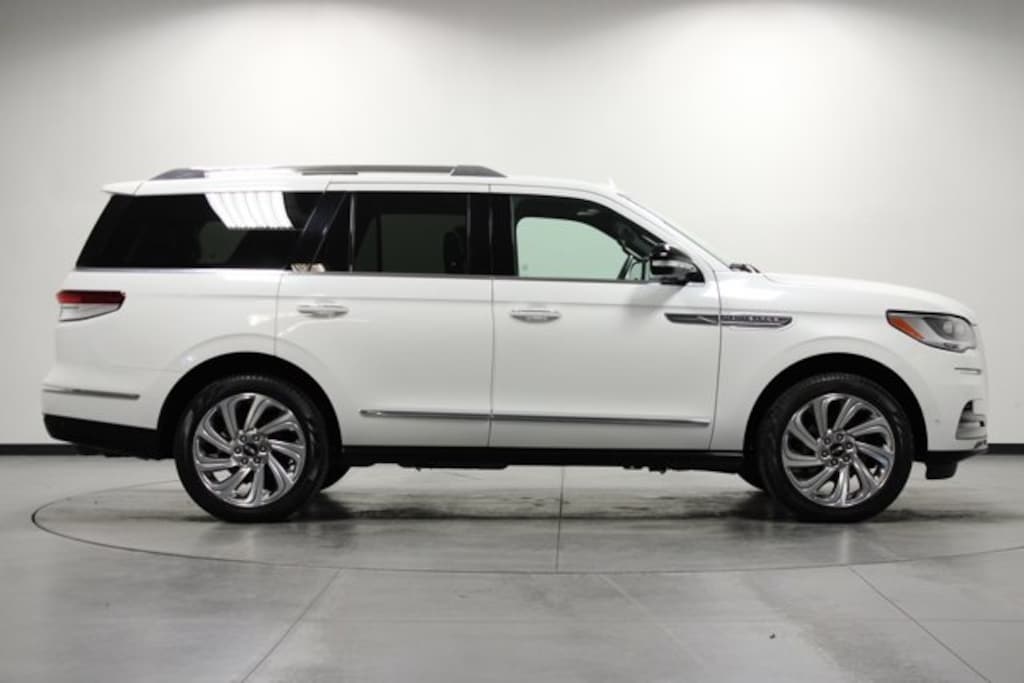 Used 2024 Lincoln Navigator Reserve SUV