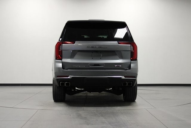 2025 GMC Yukon Denali - Photo 4