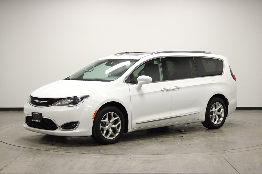 Used 2018 Chrysler Pacifica Touring L Plus Passenger Van