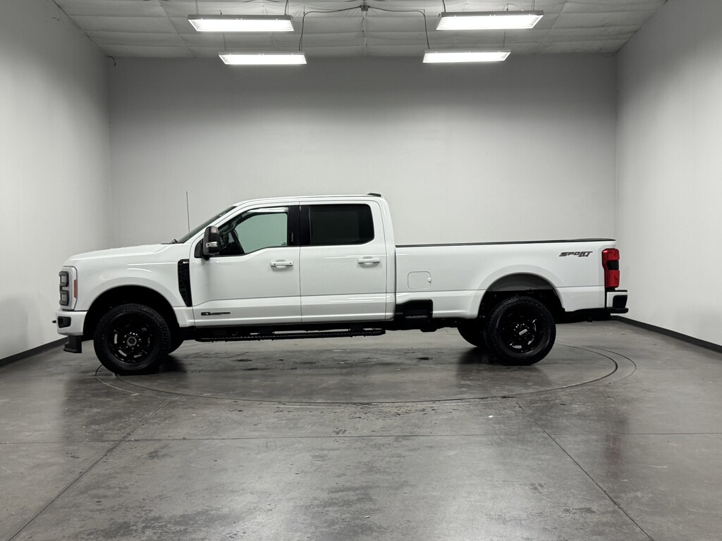 Used 2023 Ford F-250 XLT Crew Cab