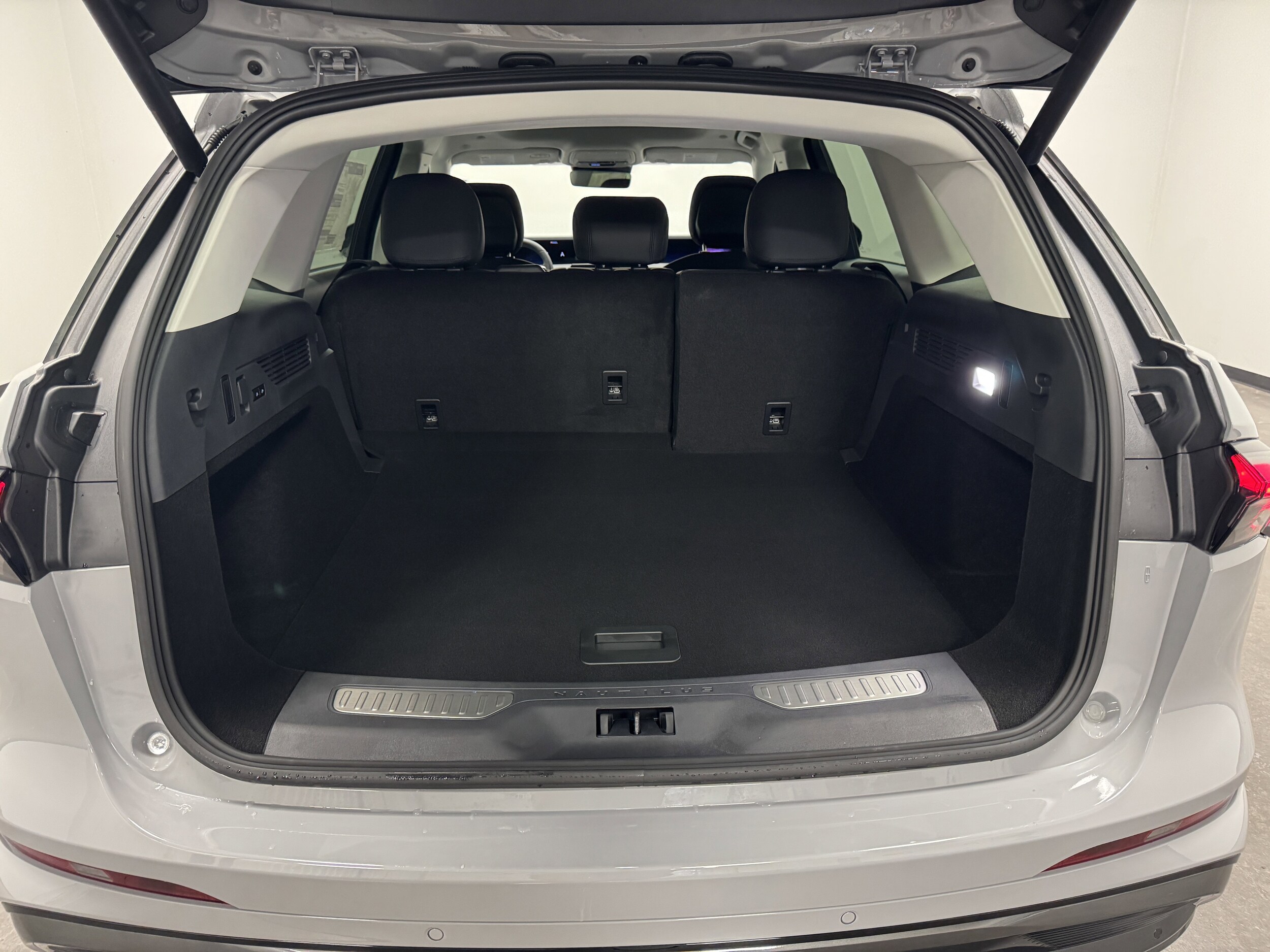 2026 Lincoln Nautilus Premiere - Photo 11