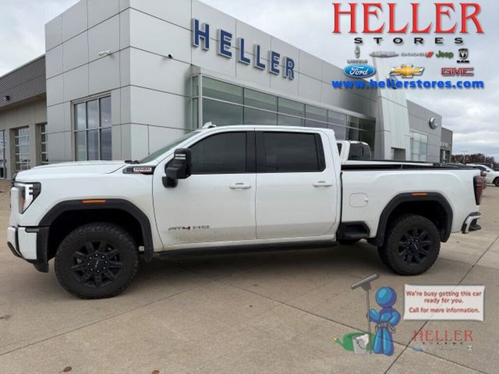 Used 2025 GMC Sierra 2500HD AT4 Crew Cab Short Bed Truck
