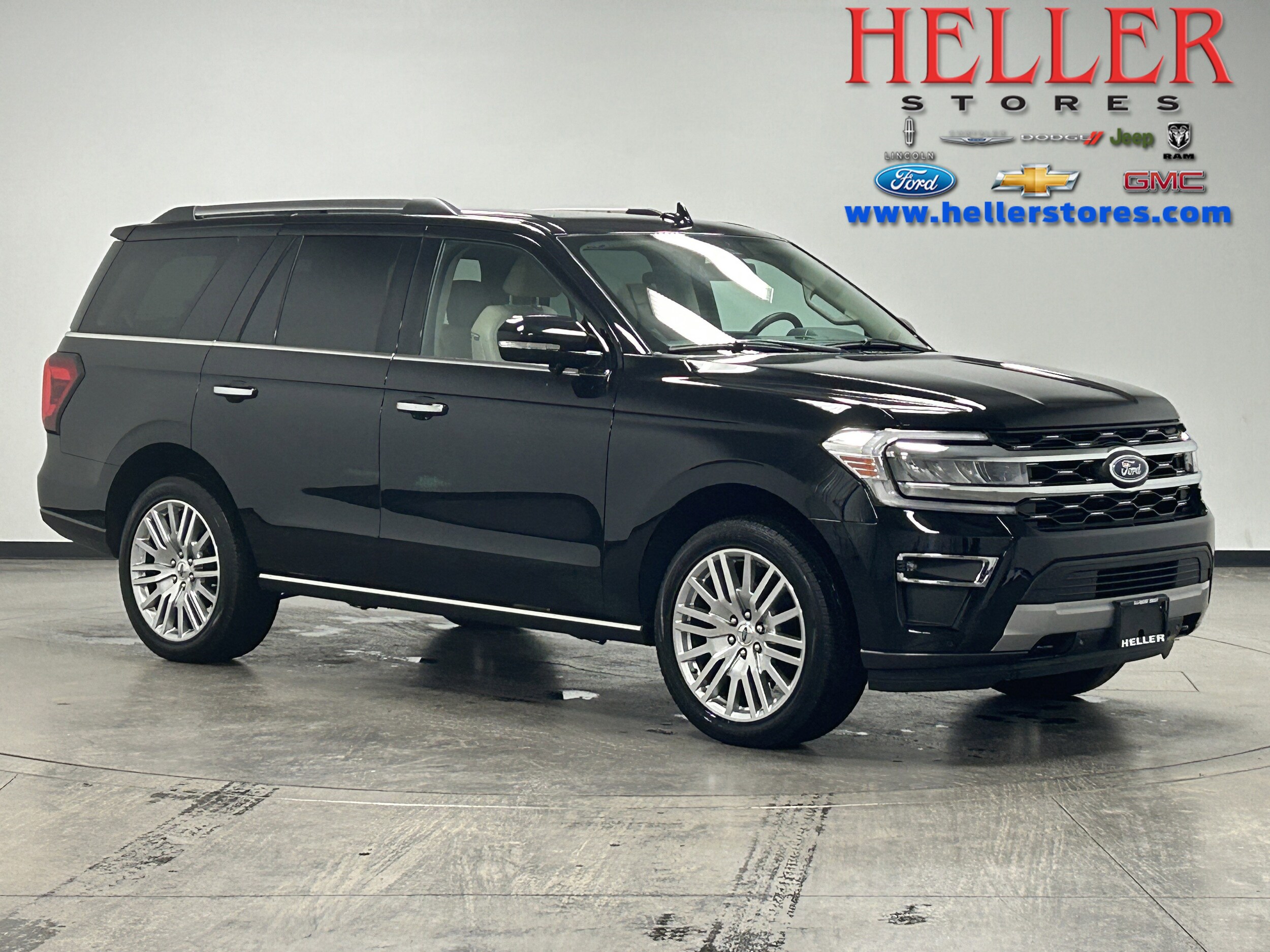 2024 Ford Expedition Limited's photo