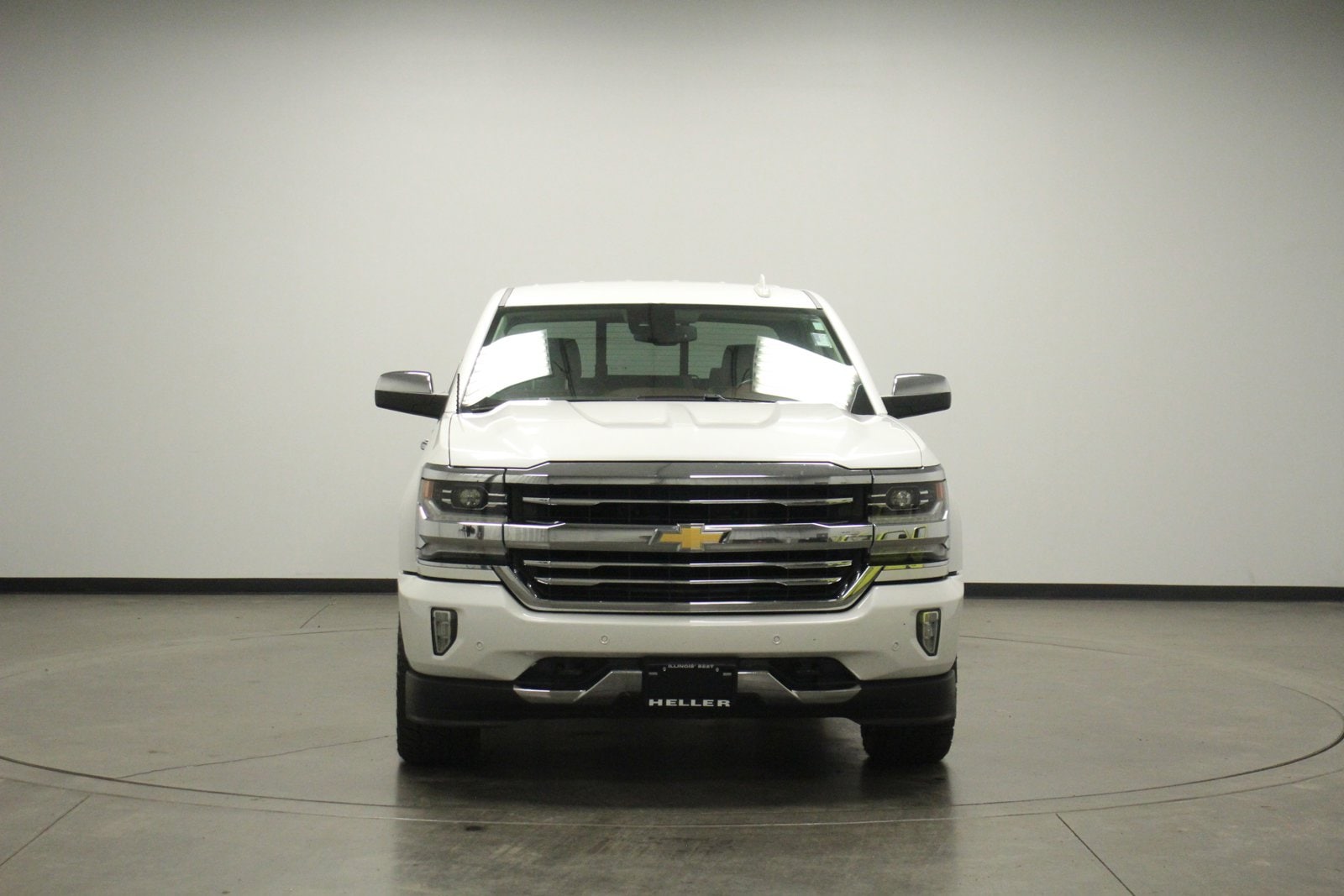 Used 2018 Chevrolet Silverado 1500 High Country with VIN 3GCUKTEC7JG115868 for sale in Pontiac, IL