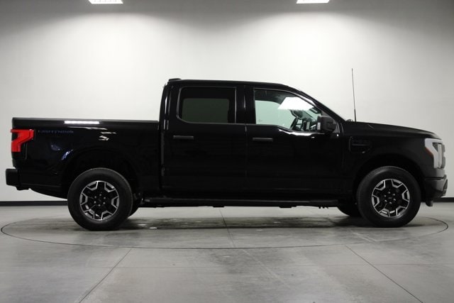 Used 2023 Ford F-150 Lightning XLT with VIN 1FTVW1EL3PWG29899 for sale in Pontiac, IL