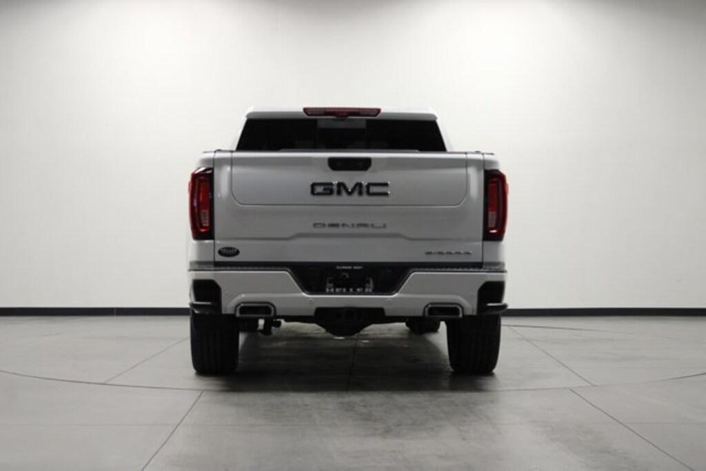 Used 2025 GMC Sierra 1500 Denali Ultimate Crew Cab Short Bed Truck