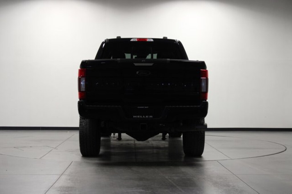 Used 2022 Ford F-350 Lariat Super Duty Crew Cab