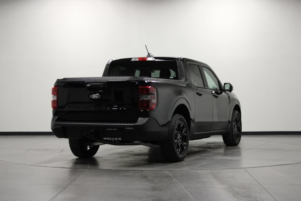 Used 2025 Ford Maverick Lariat Crew Cab Short Bed Truck