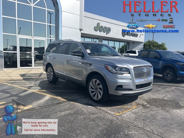 2024 Lincoln Navigator Premiere