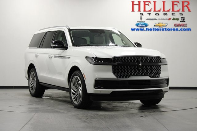 2025 Lincoln Navigator Reserve's photo