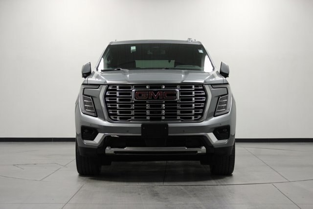 2025 GMC Yukon Denali - Photo 7
