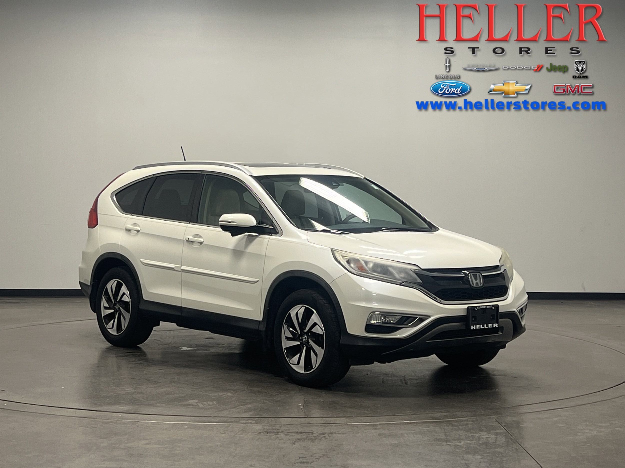 2015 Honda CR-V Touring's photo