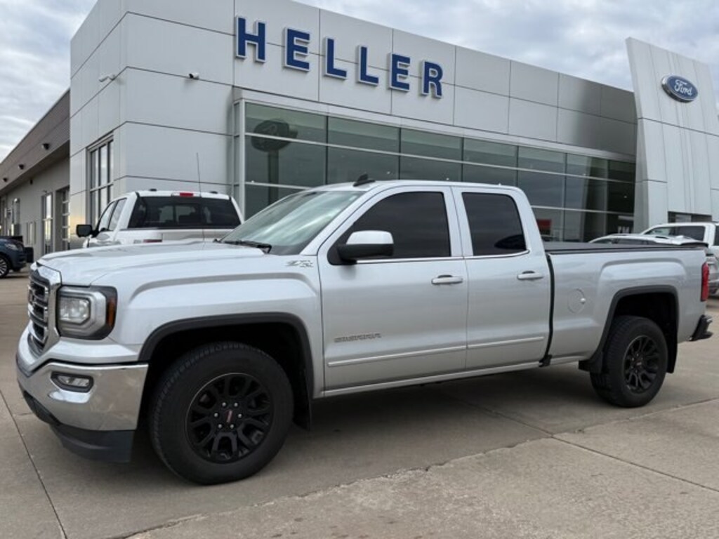 Used 2018 GMC Sierra 1500 SLE Extended Cab Short Bed Truck