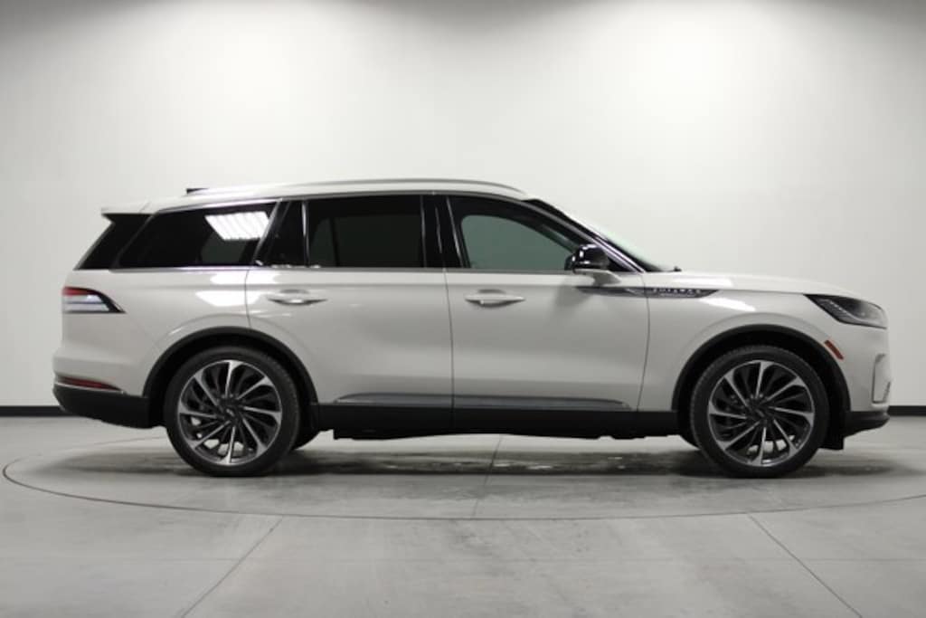 Used 2025 Lincoln Aviator Reserve SUV