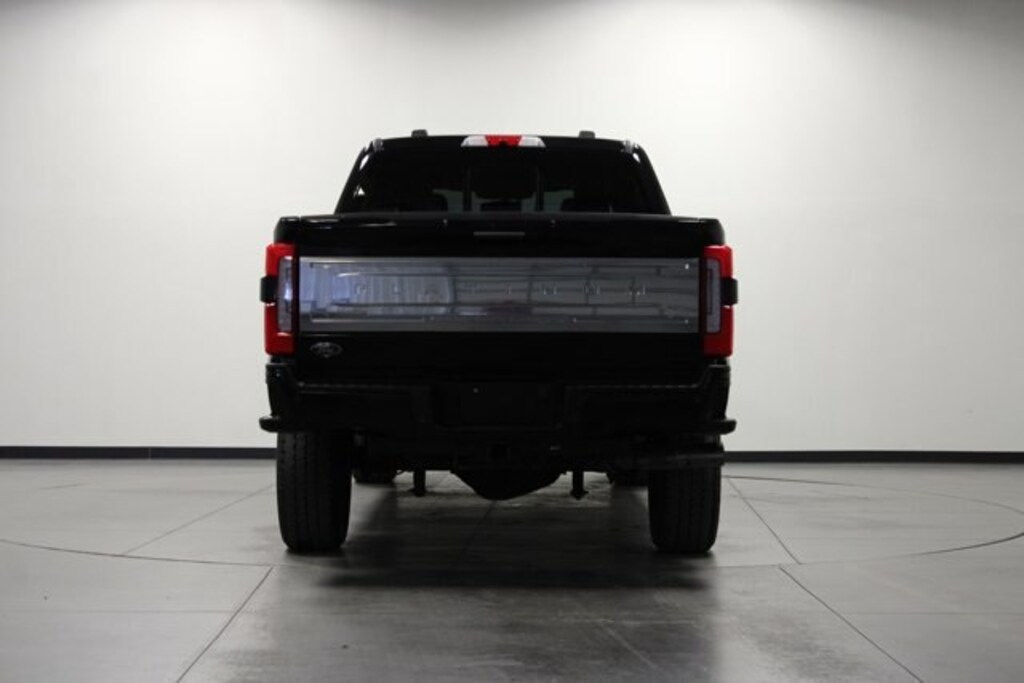 Used 2023 Ford F-350 Platinum Crew Cab