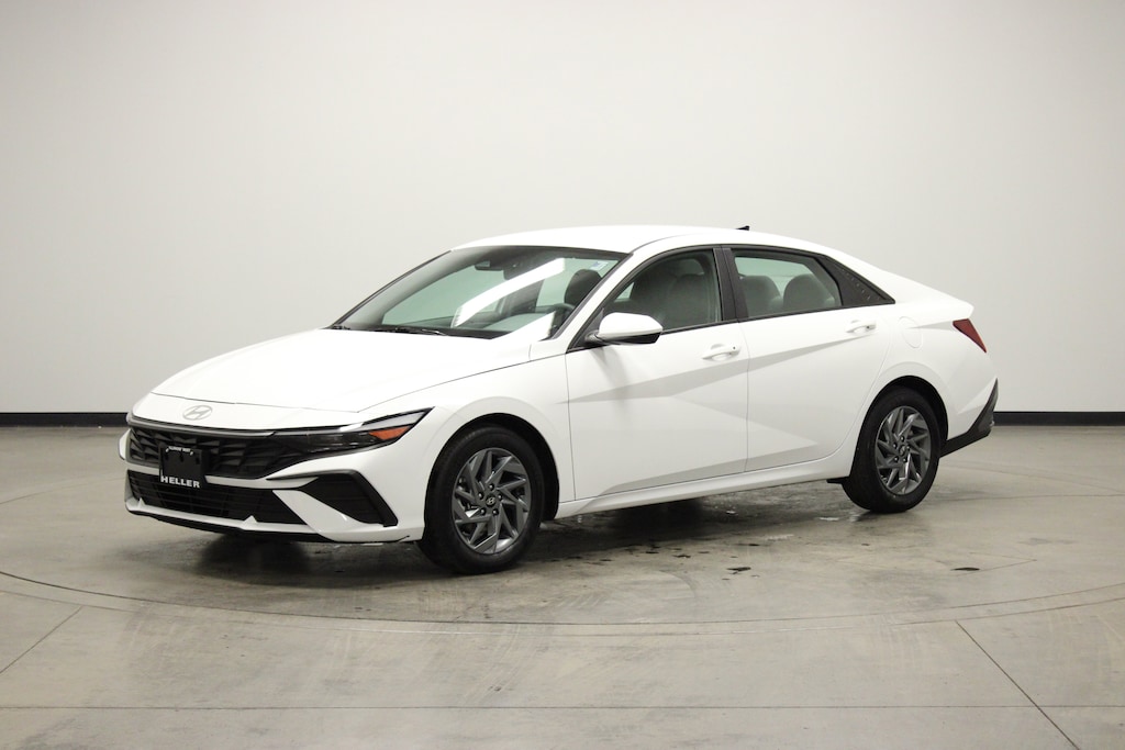 Used 2024 Hyundai Elantra SEL Sedan