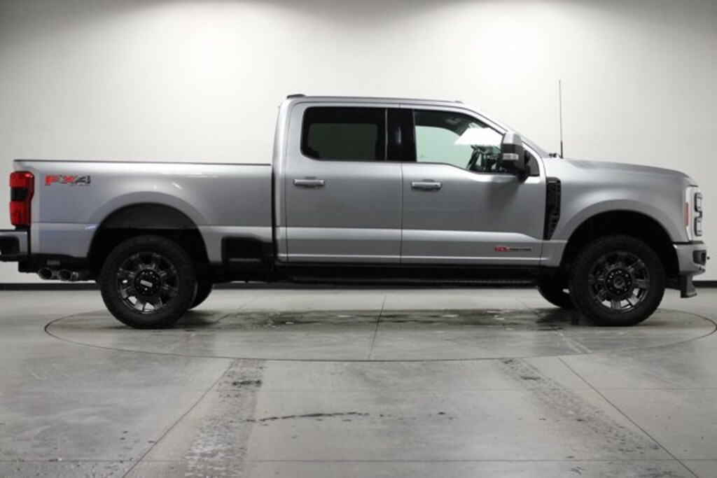 Used 2023 Ford F-350 Lariat Super Duty Crew Cab