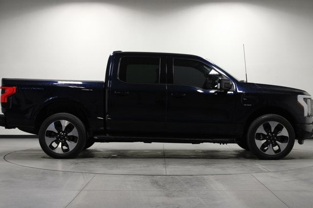 Used 2022 Ford F-150 Lightning Platinum with VIN 1FT6W1EV7NWG11084 for sale in Pontiac, IL