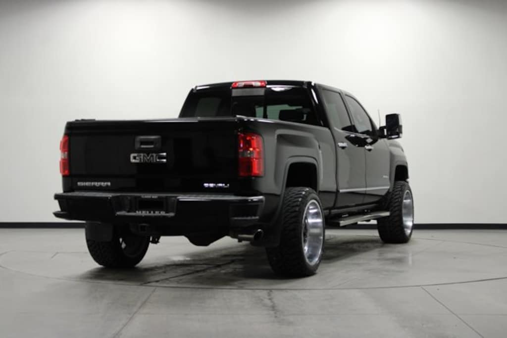 Used 2014 GMC Sierra 1500 Denali Crew Cab Truck