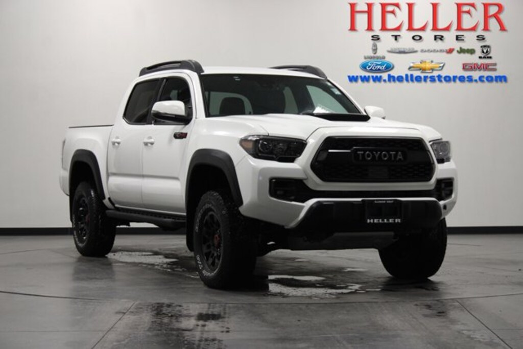 Used 2018 Toyota Tacoma SR5 Crew Cab Short Bed Truck