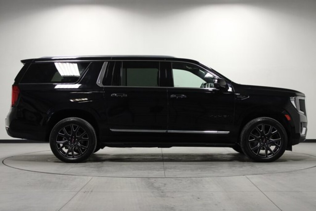 Used 2024 GMC Yukon XL SLT SUV