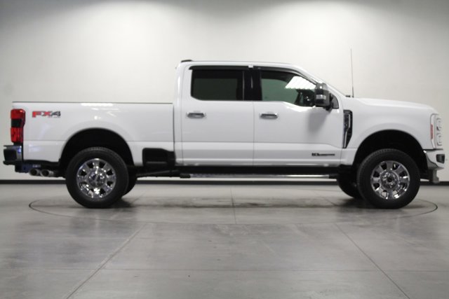 Used 2023 Ford F-250 Super Duty Lariat with VIN 1FT8W2BT5PEC53686 for sale in Pontiac, IL