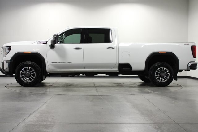 2024 GMC Sierra 3500HD SLT - Photo 6