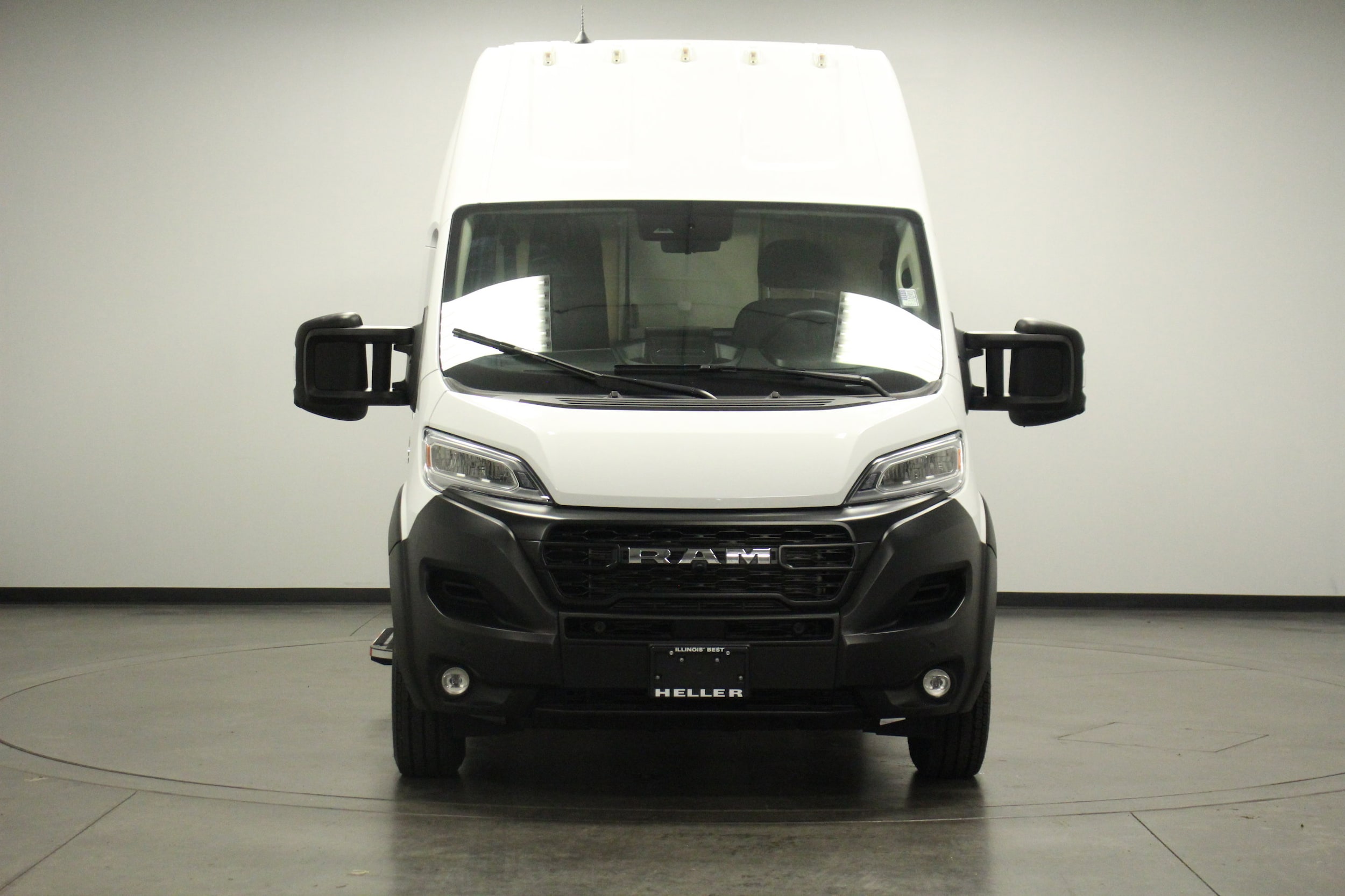 Used 2024 RAM ProMaster Cargo Van Base with VIN 3C6MRWAZ9RE104974 for sale in Pontiac, IL