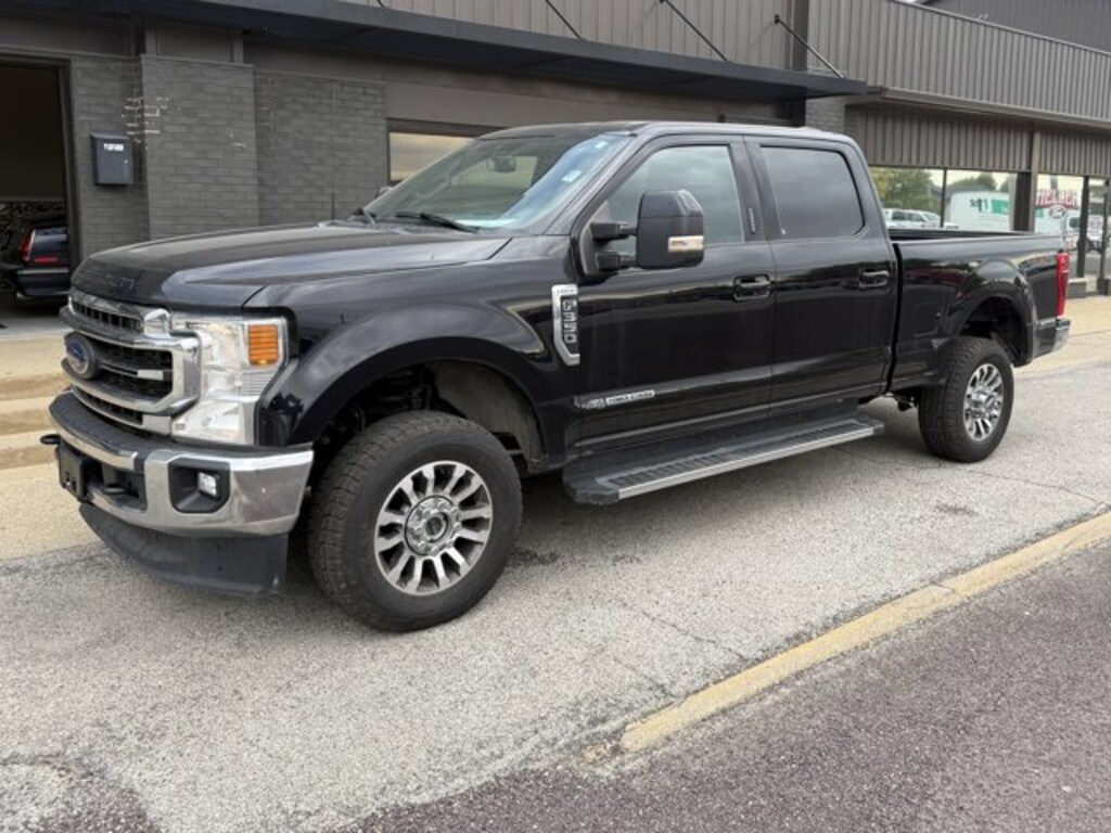 Used 2022 Ford F-350 Lariat Super Duty Crew Cab