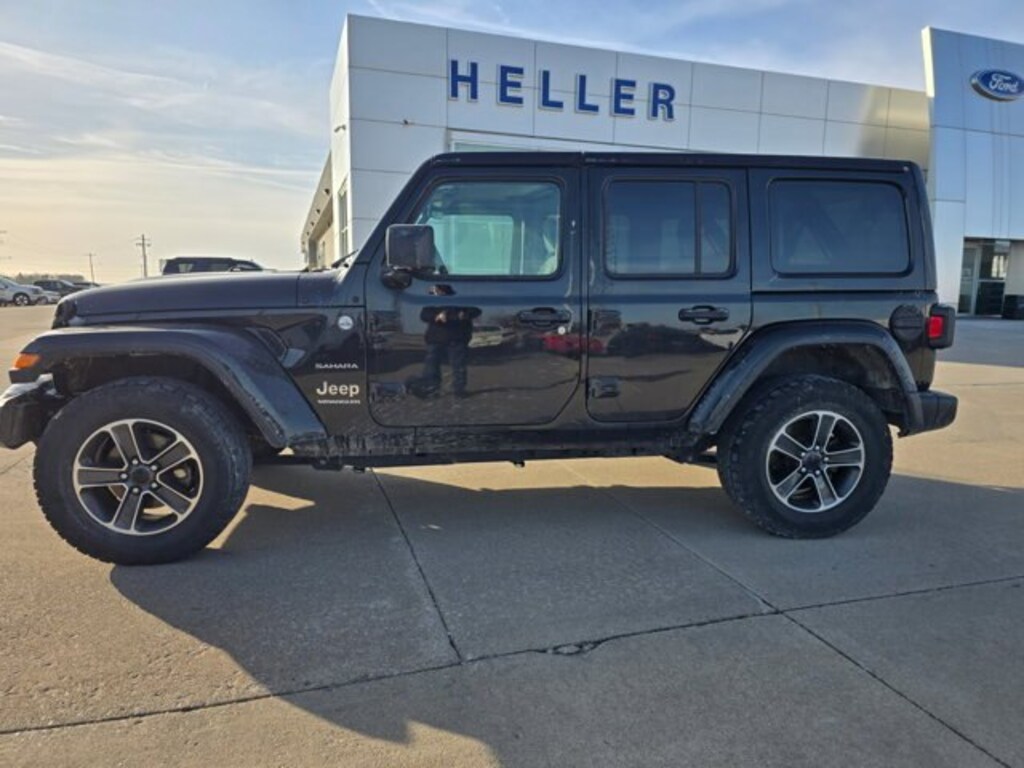 Used 2023 Jeep Wrangler Sahara SUV