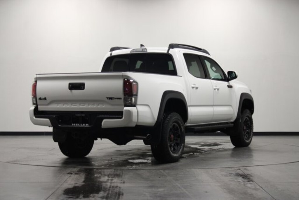 Used 2018 Toyota Tacoma SR5 Crew Cab Short Bed Truck