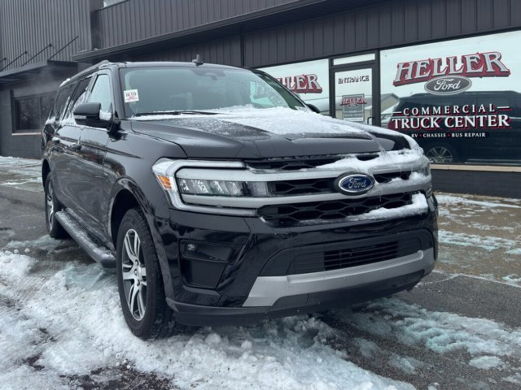 Used 2024 Ford Expedition MAX XLT SUV
