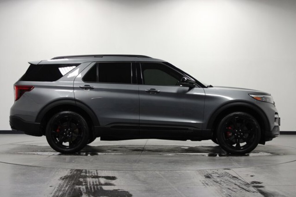 Used 2023 Ford Explorer ST SUV