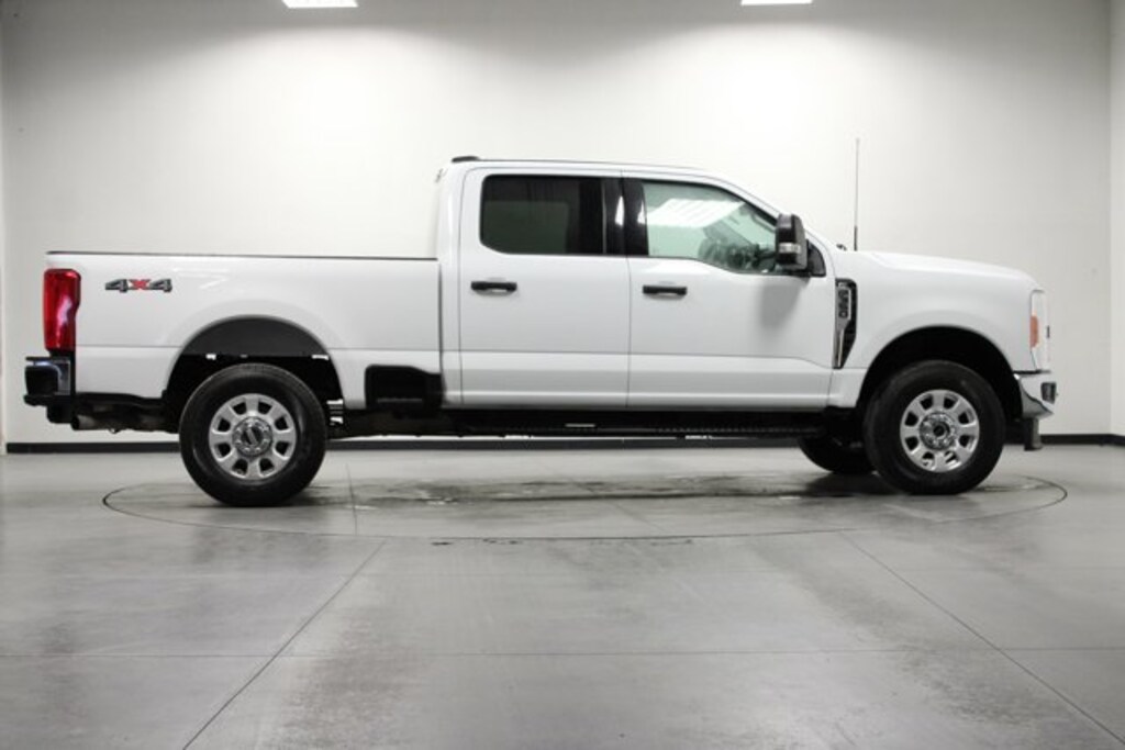 Used 2023 Ford F-350 XLT Crew Cab