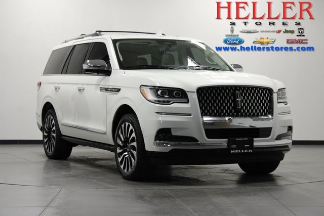 2022 Lincoln Navigator Black Label's photo