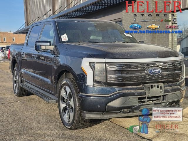 2022 Ford F-150 Lightning Platinum's photo