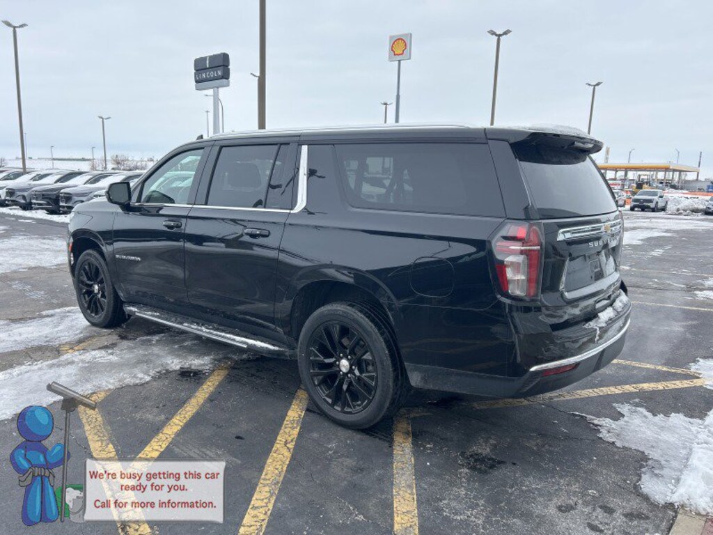 Used 2024 Chevrolet Suburban LT SUV