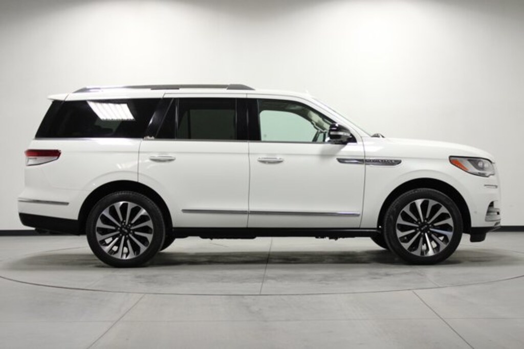 Used 2022 Lincoln Navigator Reserve SUV