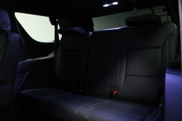 2025 GMC Yukon Denali - Photo 12