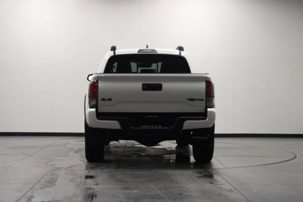 Used 2018 Toyota Tacoma SR5 Crew Cab Short Bed Truck