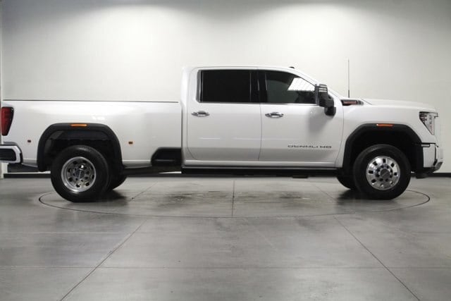 Used 2024 GMC Sierra 3500HD Denali with VIN 1GT49WEY7RF257188 for sale in Pontiac, IL